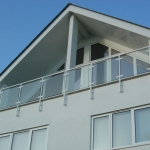 http://www.torbaysteelfabrications.co.uk/sites/default/files/galleria-gallery-images/Glazed%20balcony%20balustrade%20for%20house%20in%20Livermead.jpg
